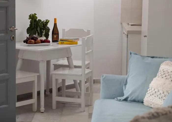 Ippokampos Town Naxos City