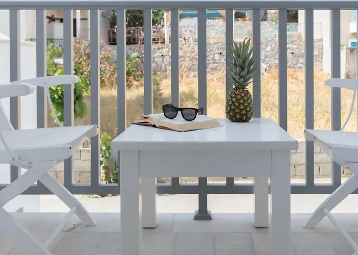 Ippokampos Town Naxos City