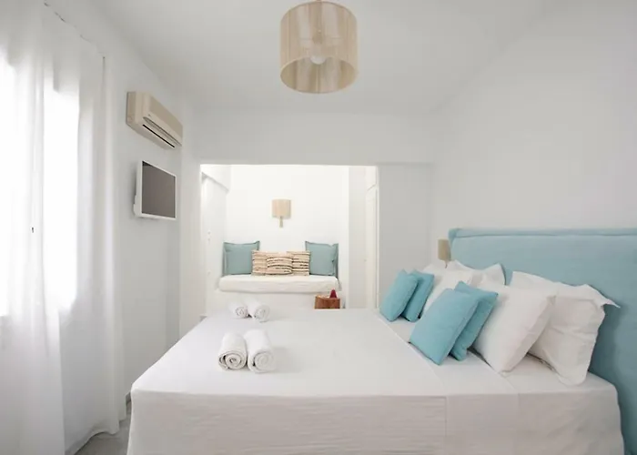 Ippokampos Town Naxos City